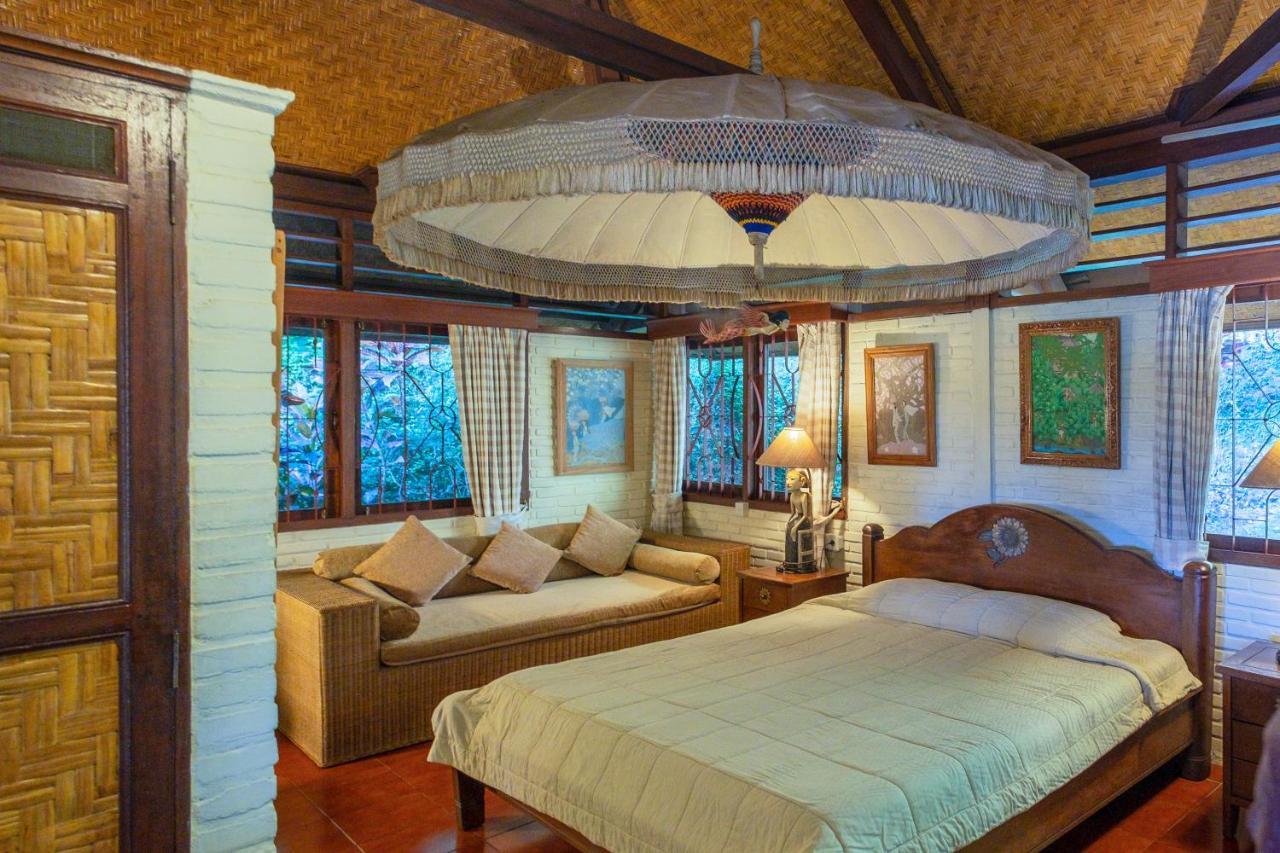 เมอร์นีส์ เฮาส์ แอนด์ สปา อูบุด Hotel ภายนอก รูปภาพ